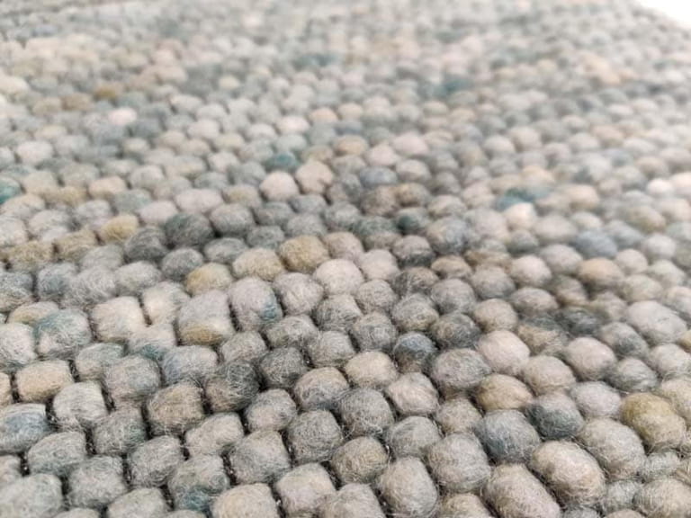 Africa-Saaba-Detail_2