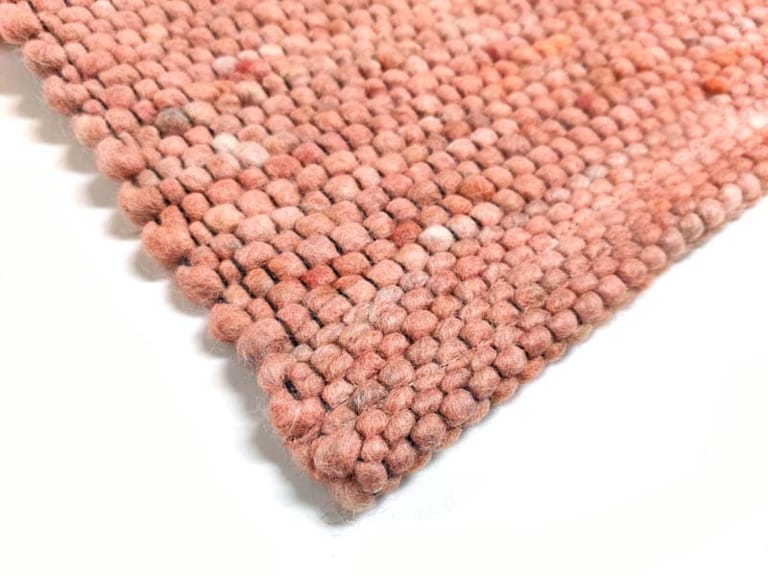 Africa-Saaba-Detail_3