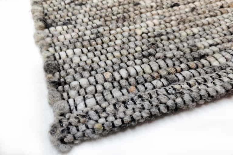 Chalet-Nina-Black-Detail_4