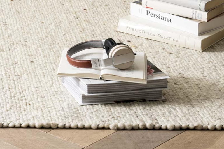 Chalet-Wanda-Black-Detail_6