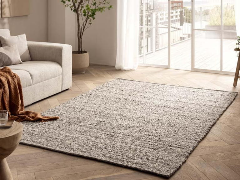 Natural-Dark-Hilly-Bild_1